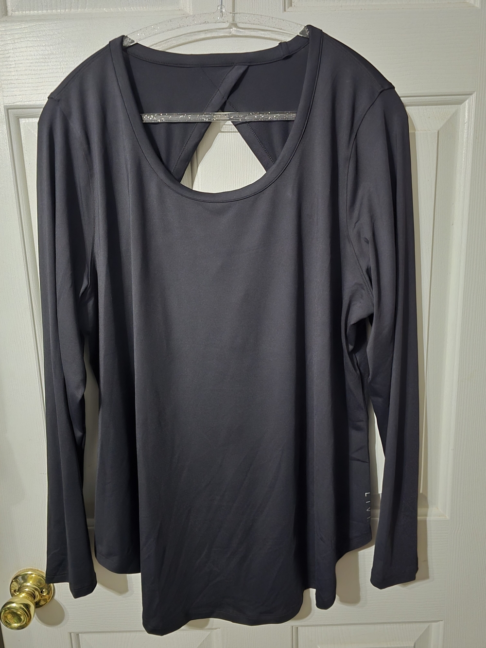Lane Bryant Black Long Sleeve Scoop Neck Active Top with Cross-Back
